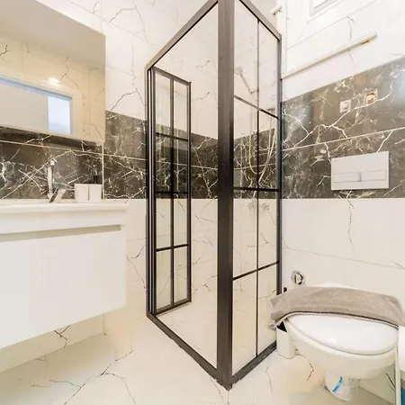 Modern Flat With Shared Pool And Balcony In Alanya * アブサルア